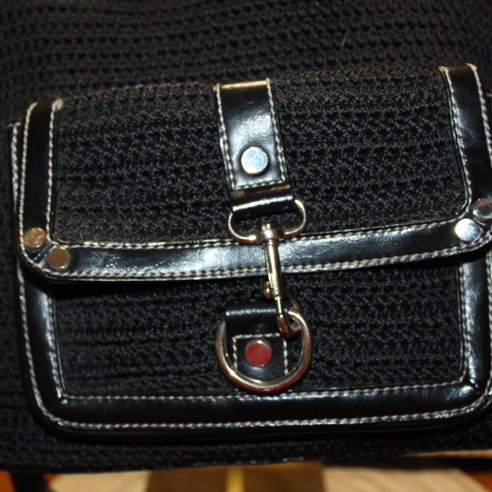 The Sak Crocheted Crossbody Purse BOHO look - Picture 2 of 15